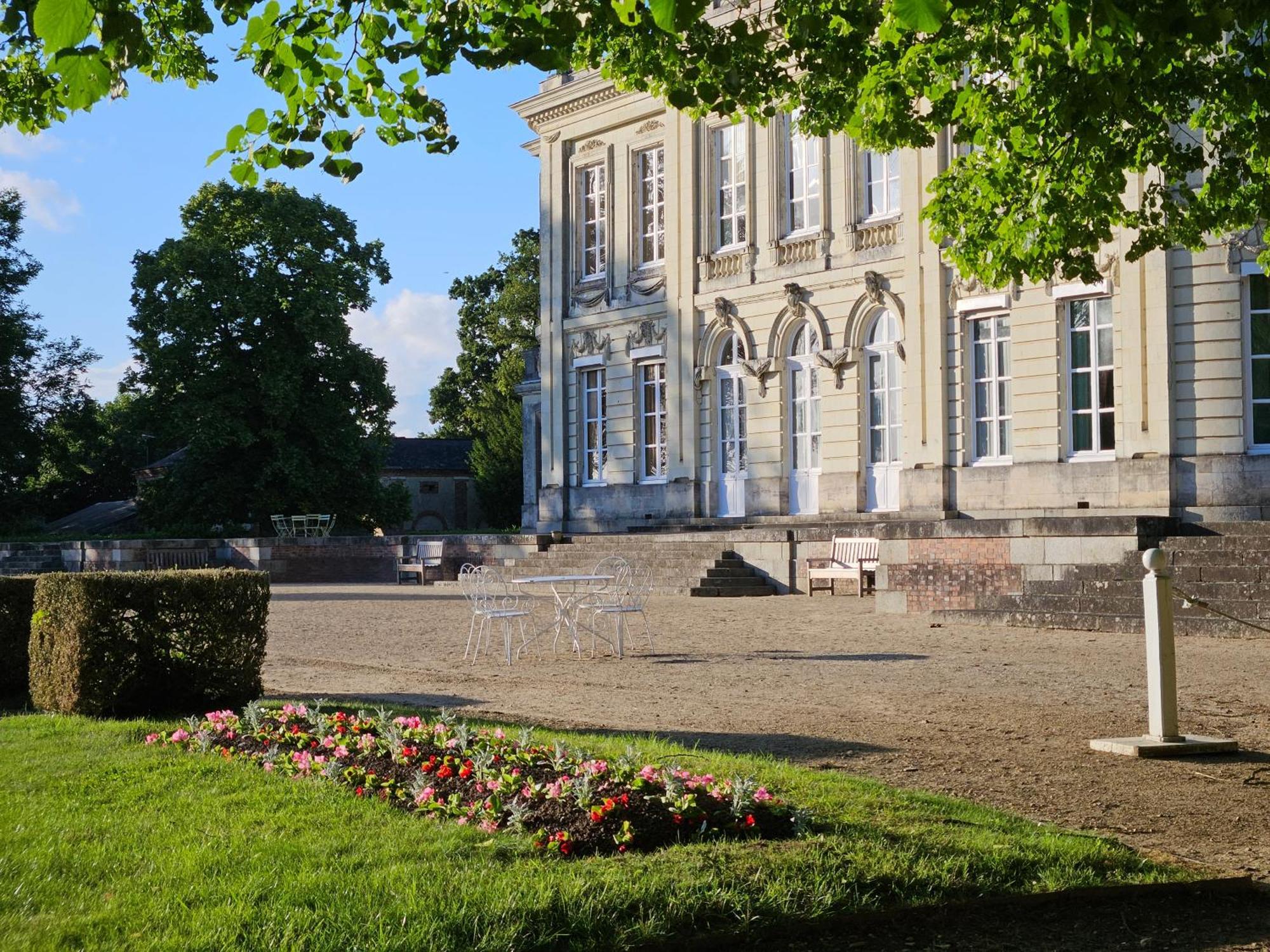 克朗Chateau De Craon住宿加早餐旅馆 外观 照片